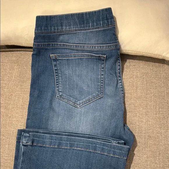 Cello Flare Leg Jeans, medium wash - Picture 5 of 5